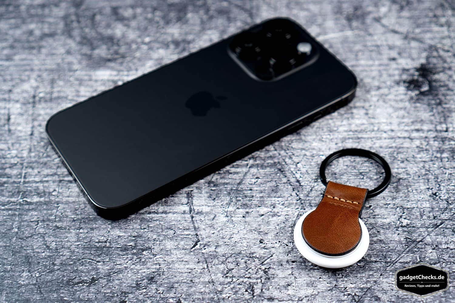 Leather Loop for Apple AirTag from Nomad! 
